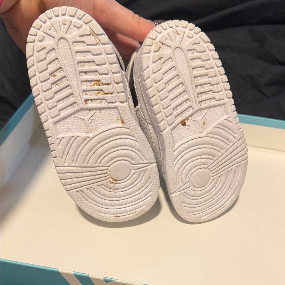 Kids Jordan sneaker - Picture 4 of 4
